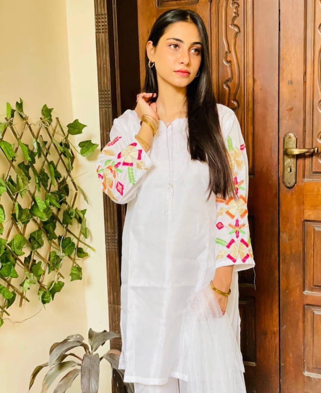 Elrgant White Katan Embroidered Suit - 3 Pcs set