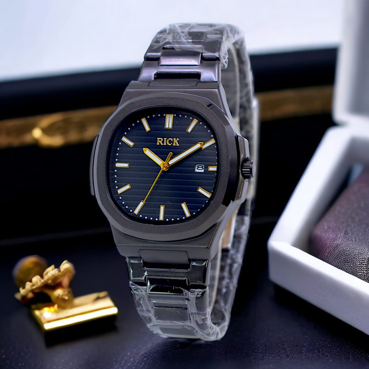 Rick Quartz Men's Watch – Sleek Stainless Steel Design – Luxury Watch for Men,